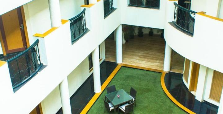Hotel Phoenix Koregaon Park Pune Luaran gambar