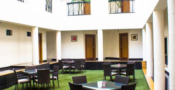 Hotel Phoenix Koregaon Park Pune Luaran gambar