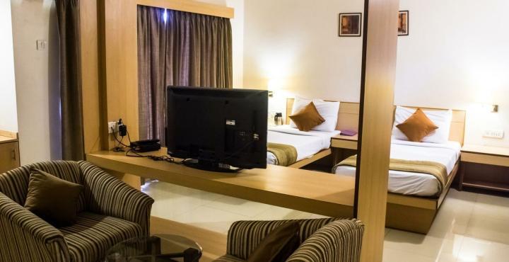 Hotel Phoenix Koregaon Park Pune Luaran gambar