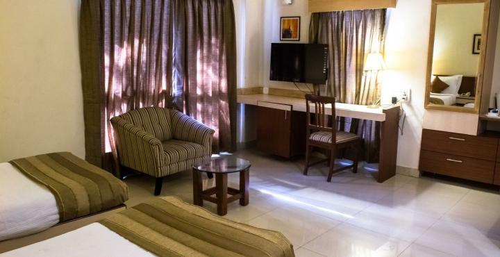 Hotel Phoenix Koregaon Park Pune Luaran gambar