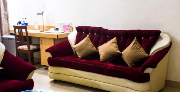 Hotel Phoenix Koregaon Park Pune Luaran gambar