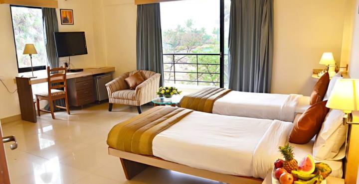 Hotel Phoenix Koregaon Park Pune Luaran gambar